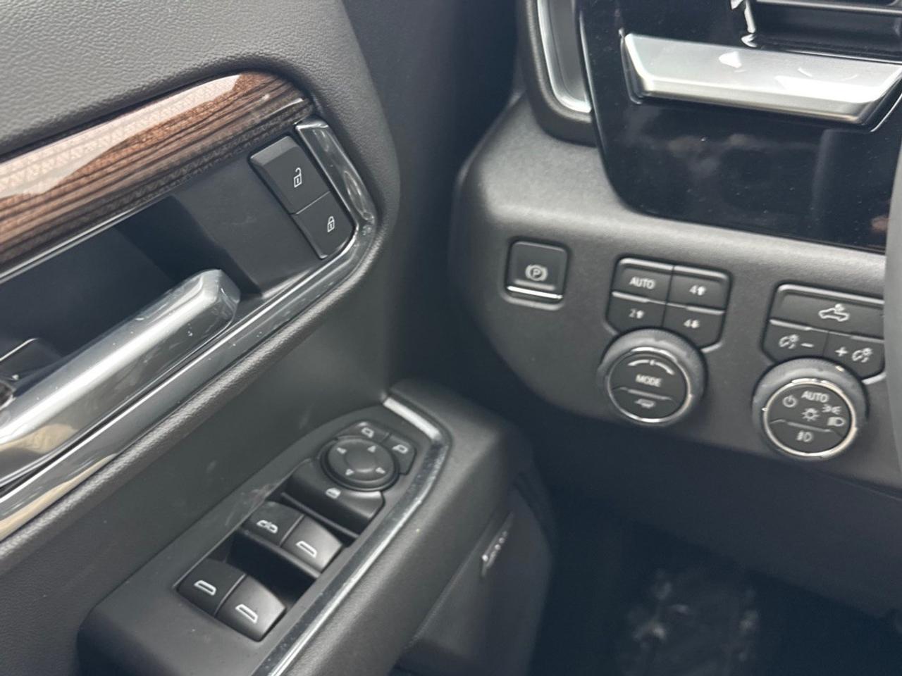 2026 Chevrolet Silverado 1500 Crew Cab Short Box 4-Wheel Drive RST Photo