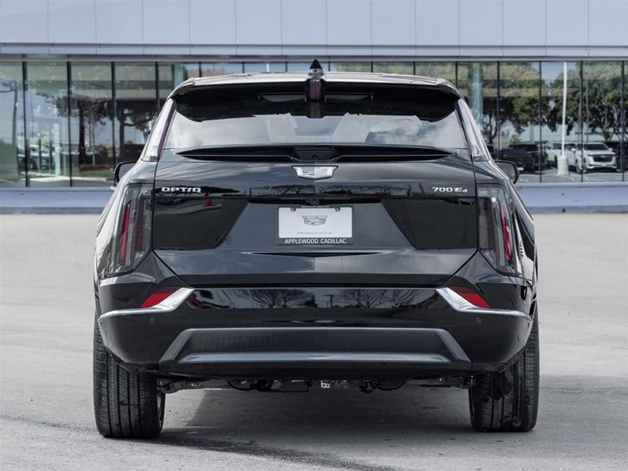 2026 Cadillac OPTIQ Premium Luxury 4dr Photo