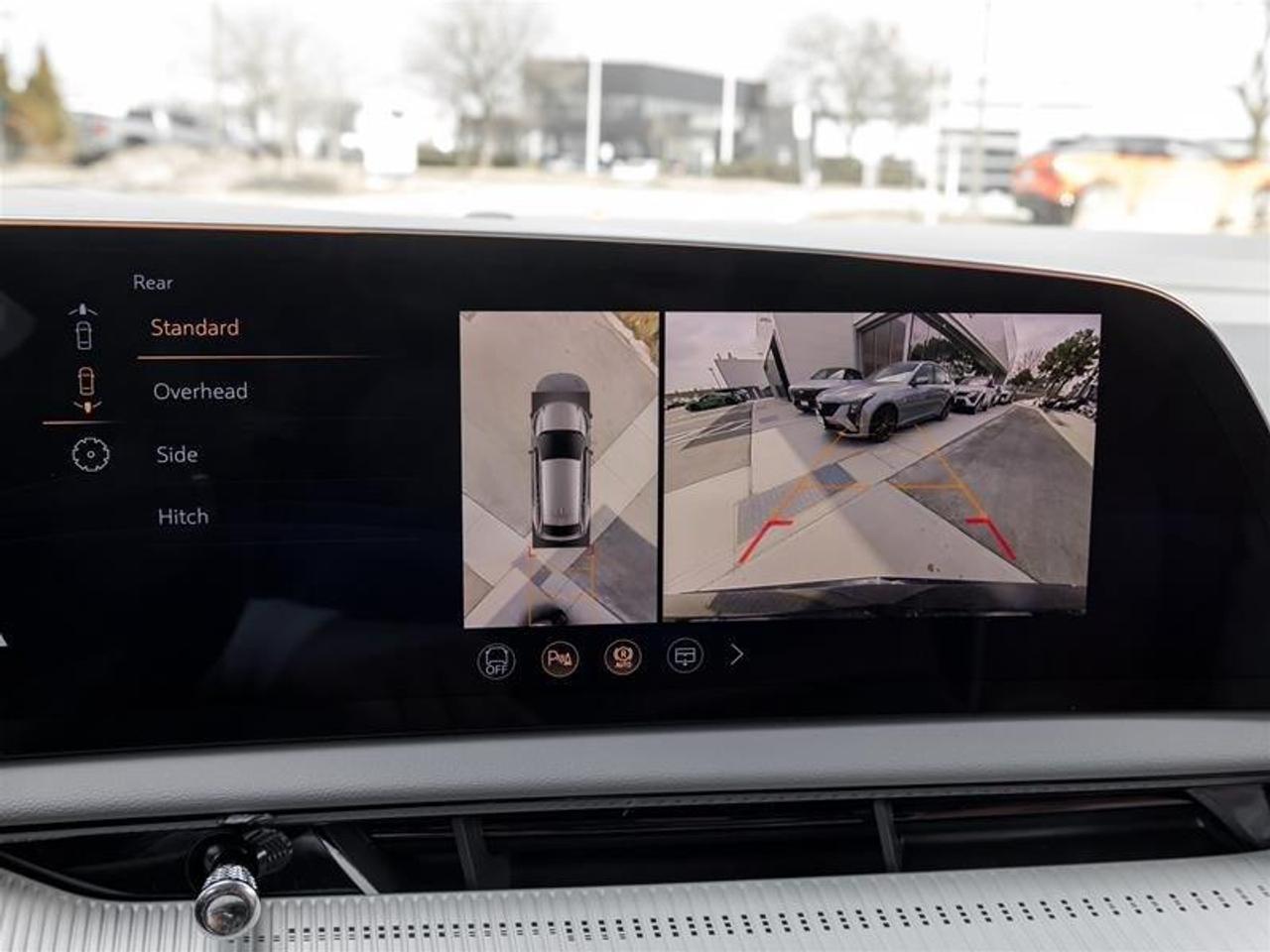 2026 Cadillac OPTIQ Premium Luxury 4dr Photo