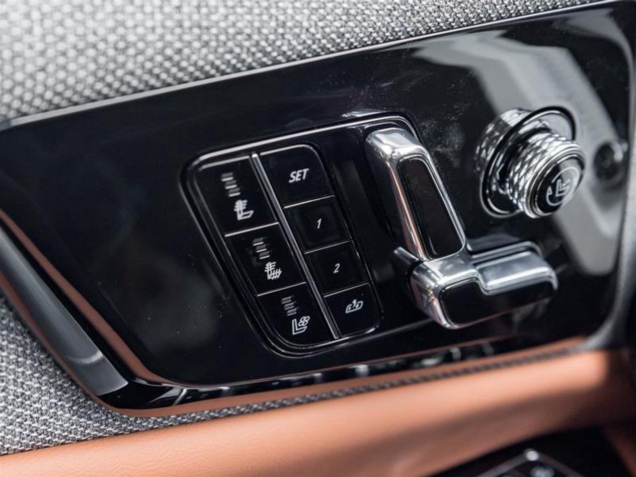 2026 Cadillac OPTIQ Premium Luxury 4dr Photo