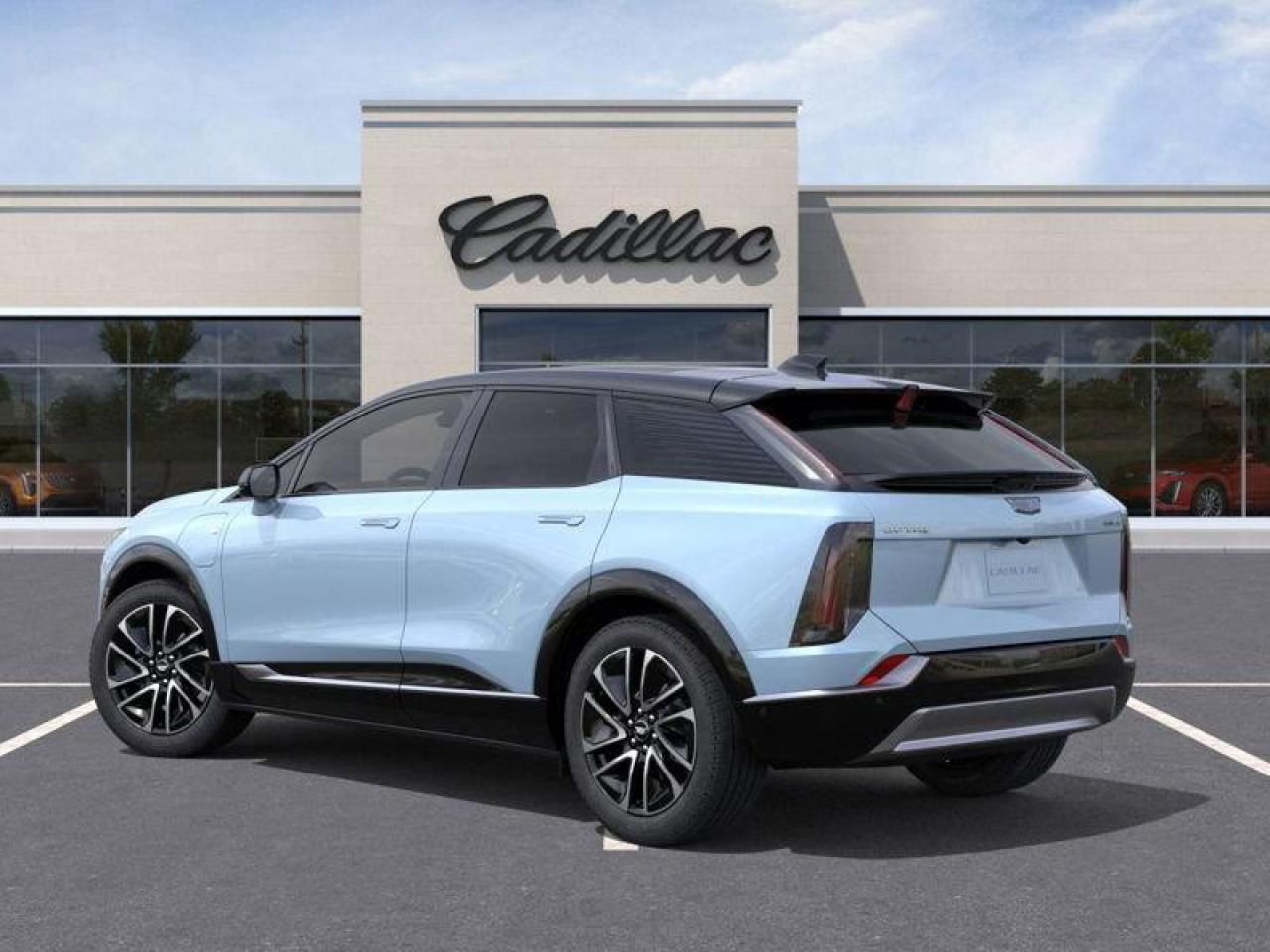 2026 Cadillac OPTIQ Premium Sport 4dr Photo2