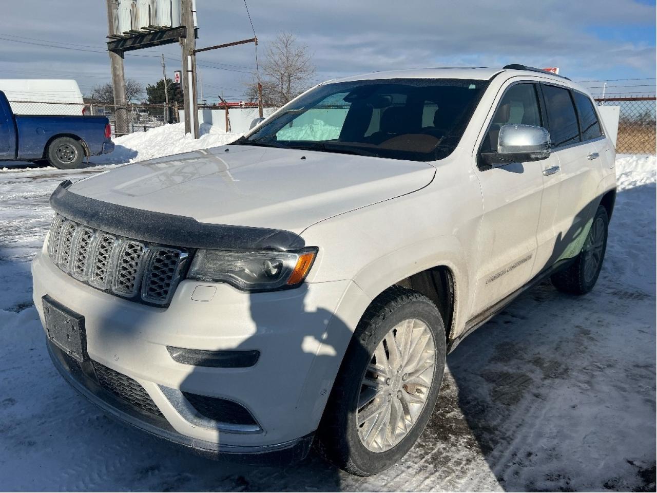 2017 Jeep Grand Cherokee Summit 4x4 HEMI V8 *NAVI *SUNROOF *LTHR *TOW Photo