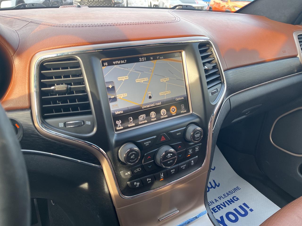 2017 Jeep Grand Cherokee Summit 4x4 HEMI V8 *NAVI *SUNROOF *LTHR *TOW Photo