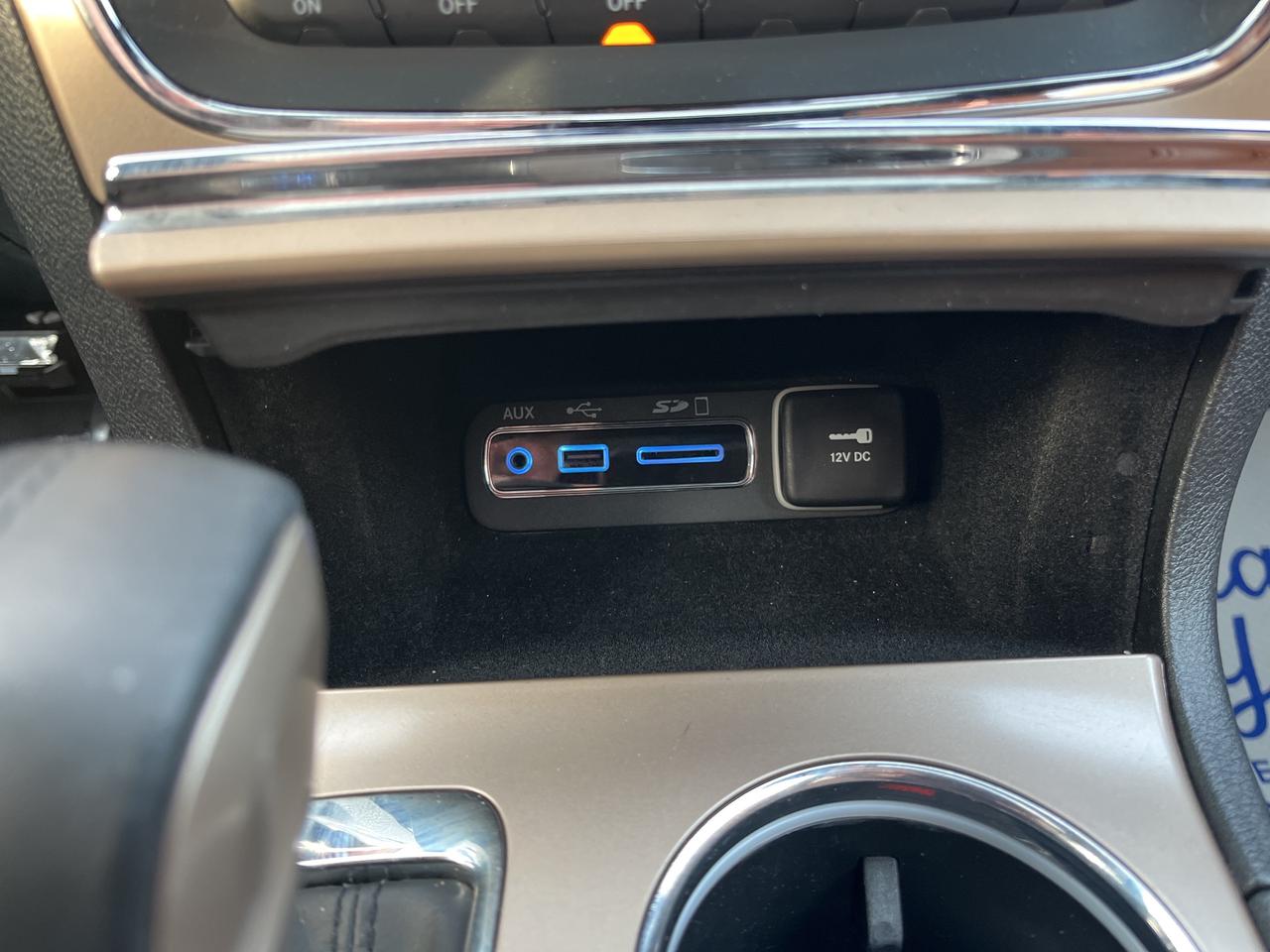 2017 Jeep Grand Cherokee Summit 4x4 HEMI V8 *NAVI *SUNROOF *LTHR *TOW Photo