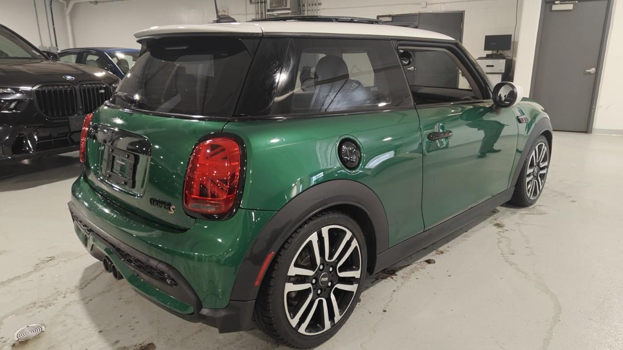 2022 MINI 3 Door Cooper S 2dr Hatchback Photo