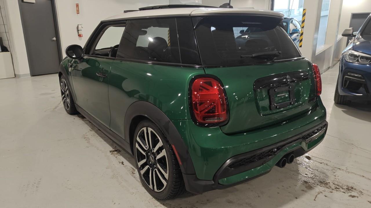 2022 MINI 3 Door Cooper S 2dr Hatchback Photo