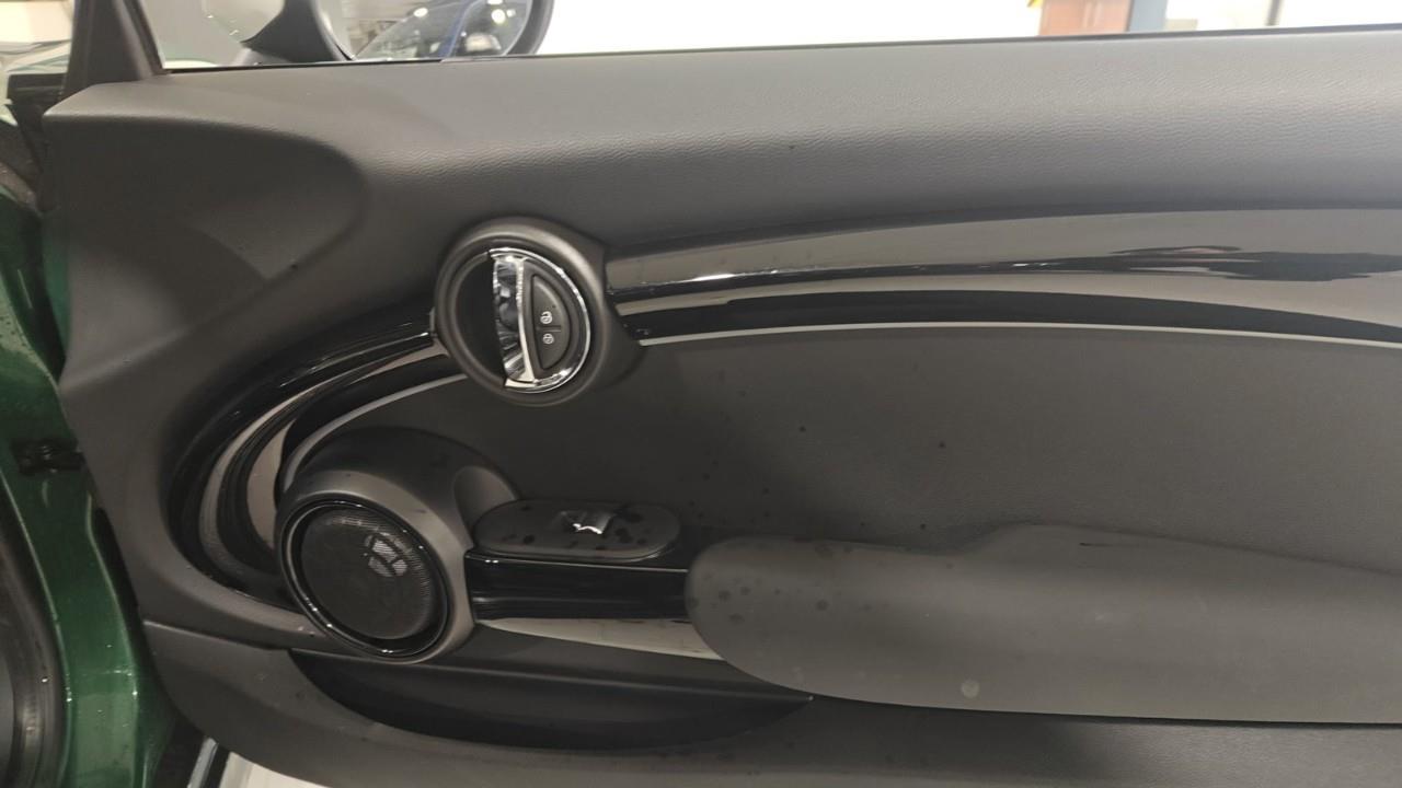 2022 MINI 3 Door Cooper S 2dr Hatchback Photo