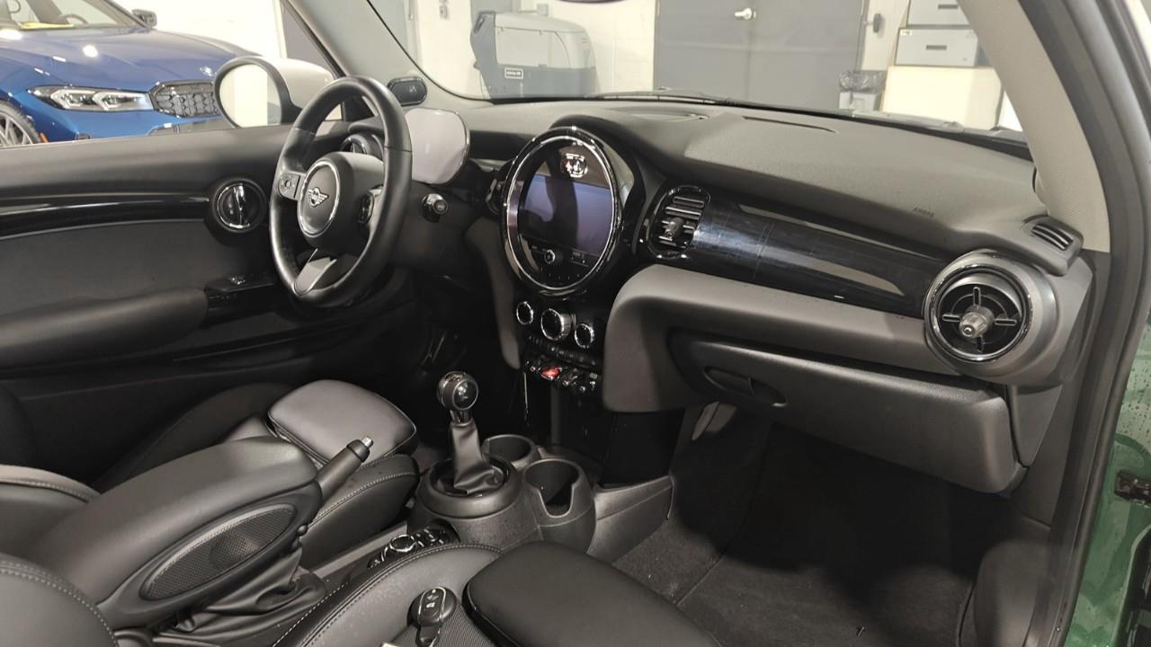 2022 MINI 3 Door Cooper S 2dr Hatchback Photo