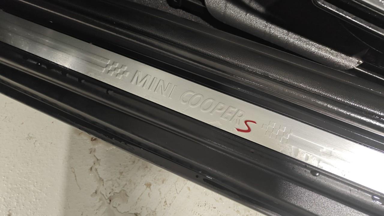 2022 MINI 3 Door Cooper S 2dr Hatchback Photo