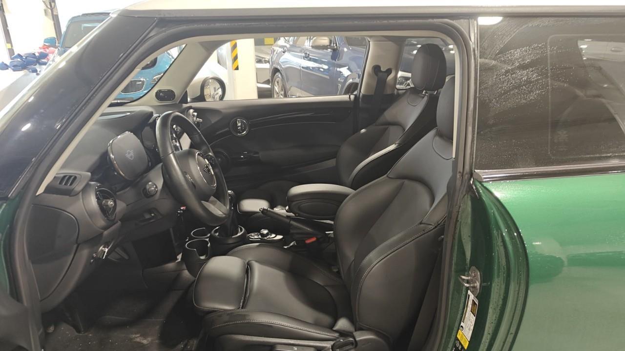 2022 MINI 3 Door Cooper S 2dr Hatchback Photo