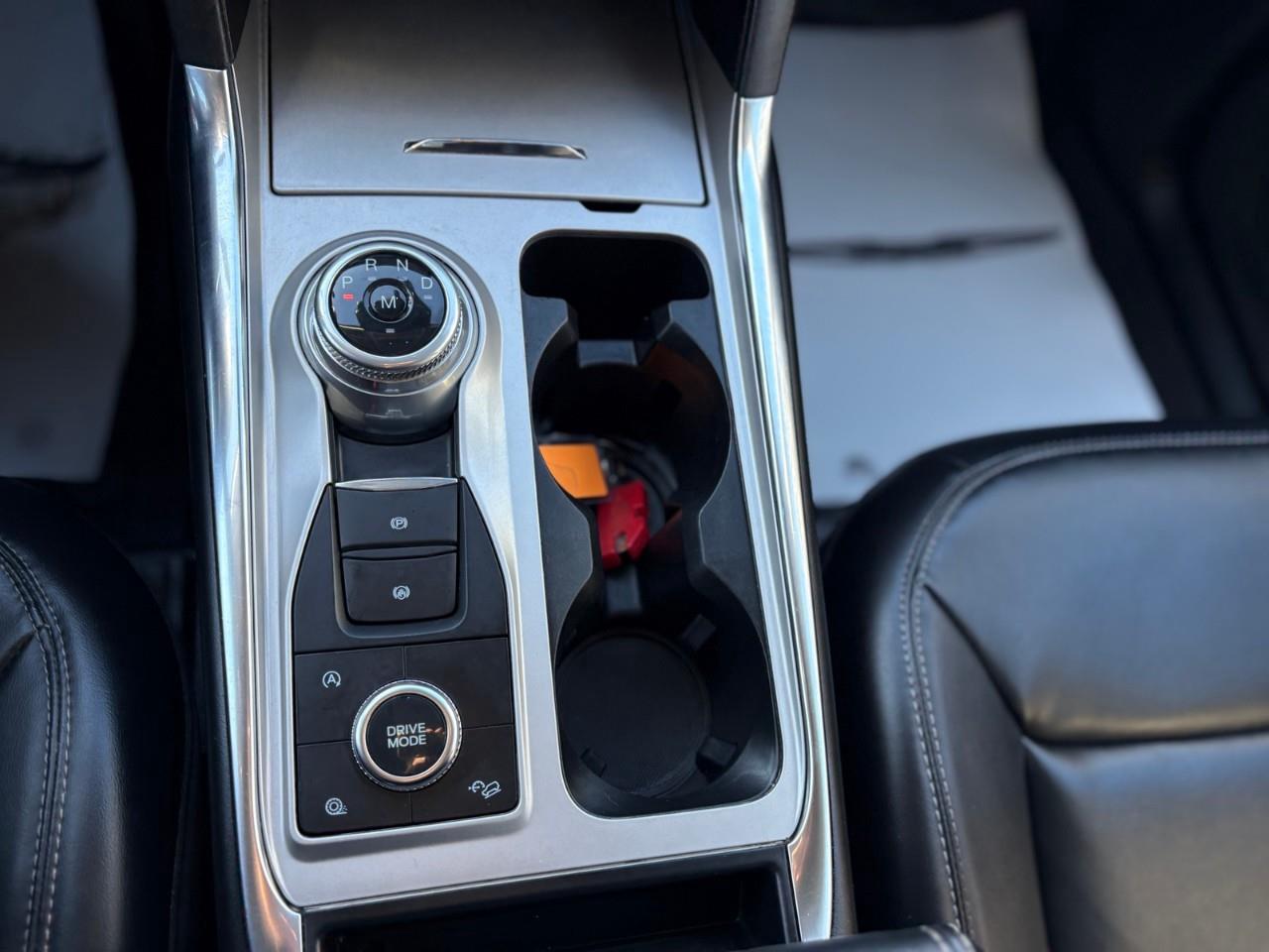 2021 Ford Explorer XLT 4DR 4X4 Photo