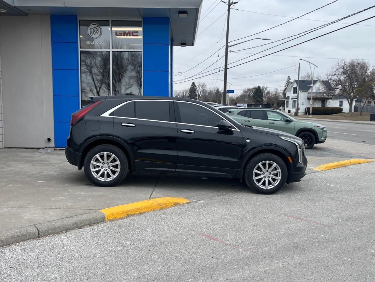 2022 Cadillac XT4 Luxury One owner trade! Photo