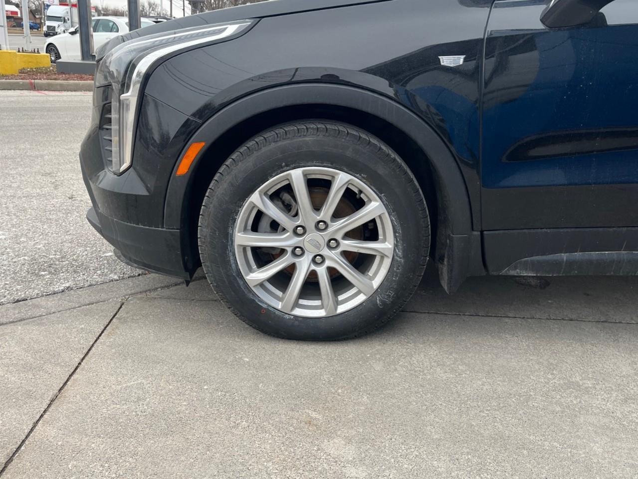 2022 Cadillac XT4 Luxury One owner trade! Photo