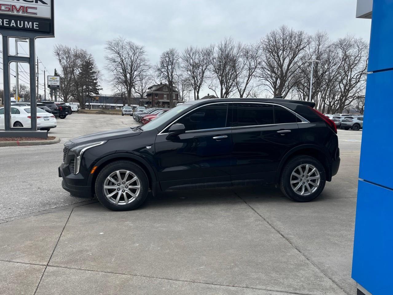 2022 Cadillac XT4 Luxury One owner trade! Photo