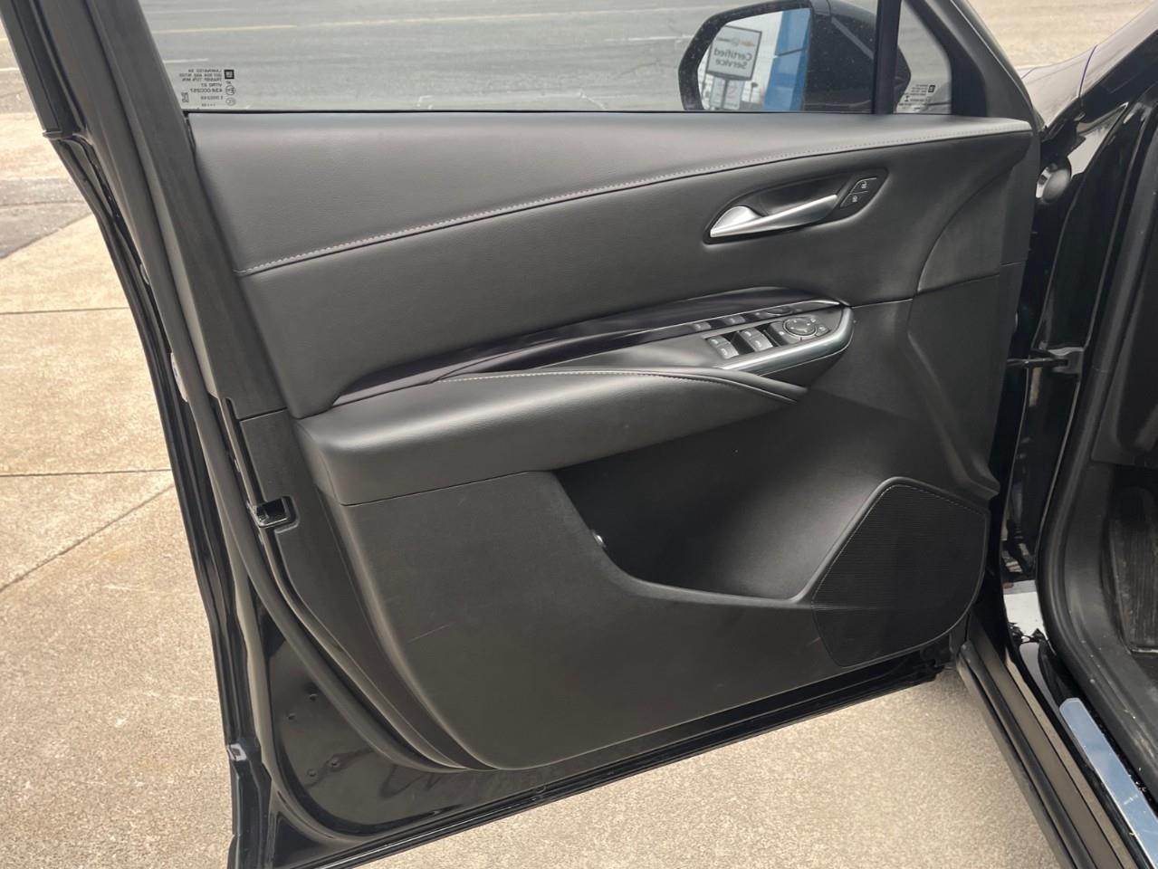 2022 Cadillac XT4 Luxury One owner trade! Photo