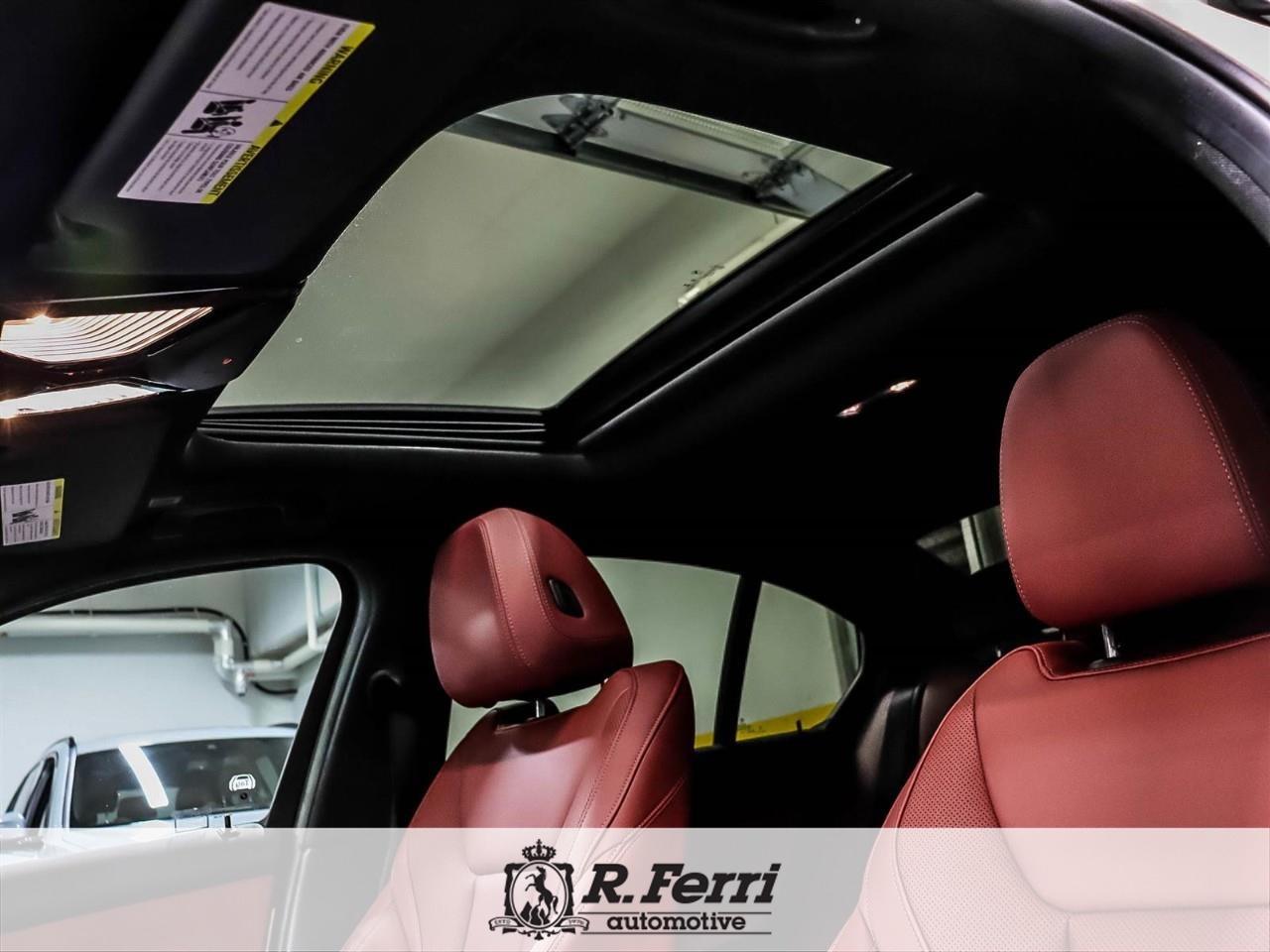 2023 BMW 330e xDrive 4dr All-Wheel Drive Sedan Photo