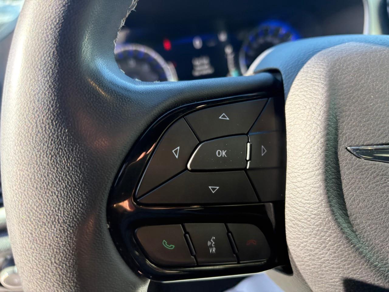 2022 Chrysler Pacifica Touring L Front-Wheel Drive Passenger Van Photo