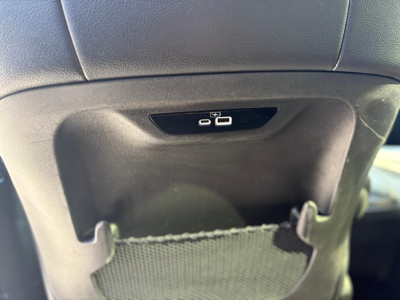 2022 Chrysler Pacifica Touring L Front-Wheel Drive Passenger Van Photo