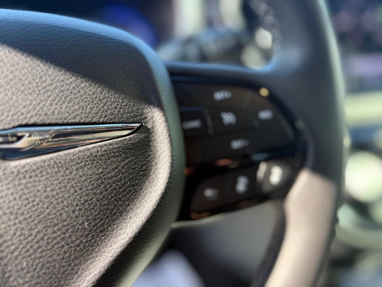 2022 Chrysler Pacifica Touring L Front-Wheel Drive Passenger Van Photo