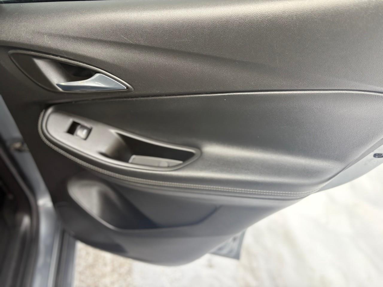 2022 Buick Encore GX Select All-Wheel Drive Photo