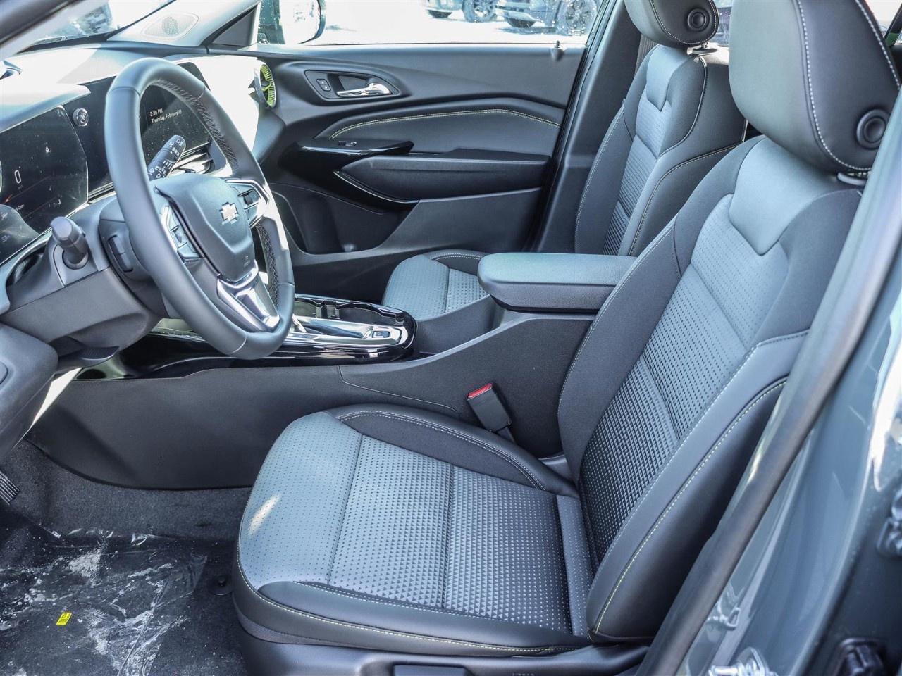 2026 Chevrolet Trax Fwd 4dr Lt Photo