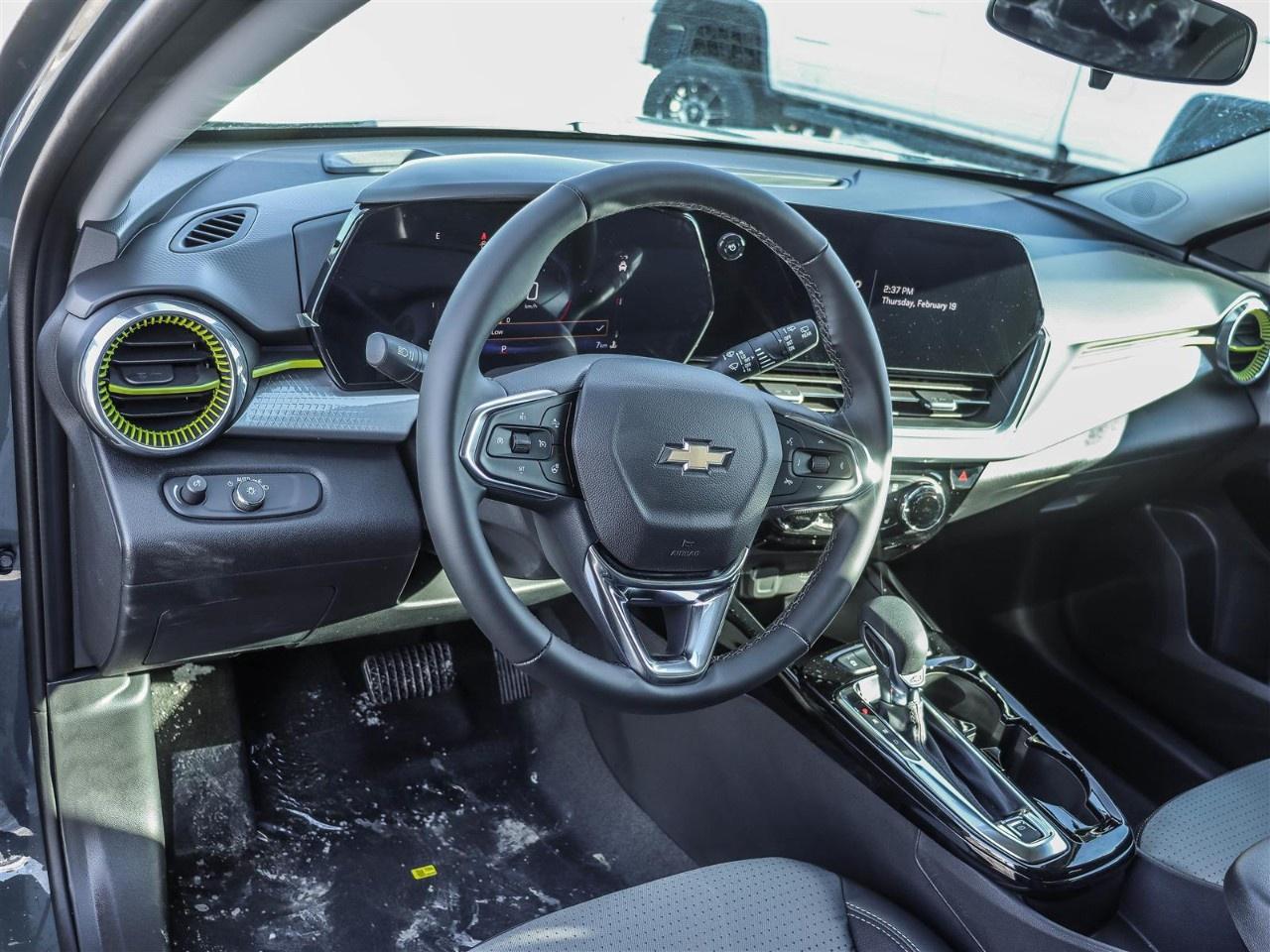 2026 Chevrolet Trax Fwd 4dr Lt Photo