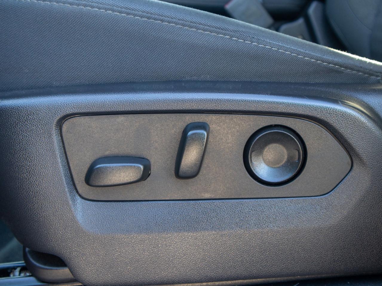 2023 GMC Sierra 1500 4WD Crew Cab 157  SLE Photo