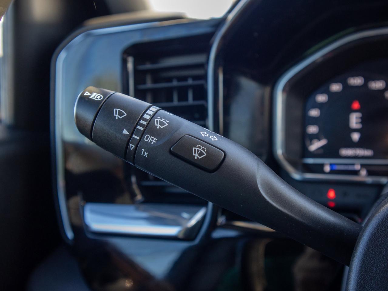 2023 GMC Sierra 1500 4WD Crew Cab 157  SLE Photo