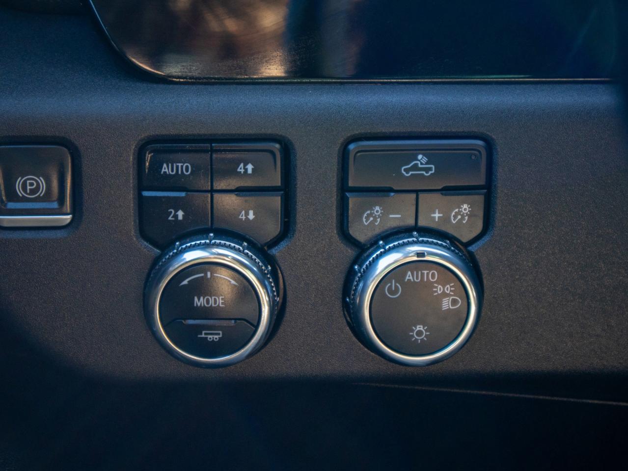 2023 GMC Sierra 1500 4WD Crew Cab 157  SLE Photo