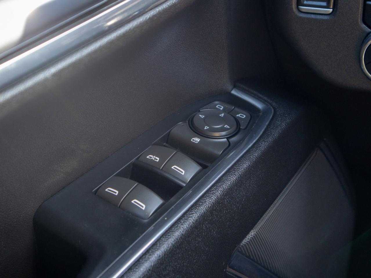 2023 GMC Sierra 1500 4WD Crew Cab 157  SLE Photo