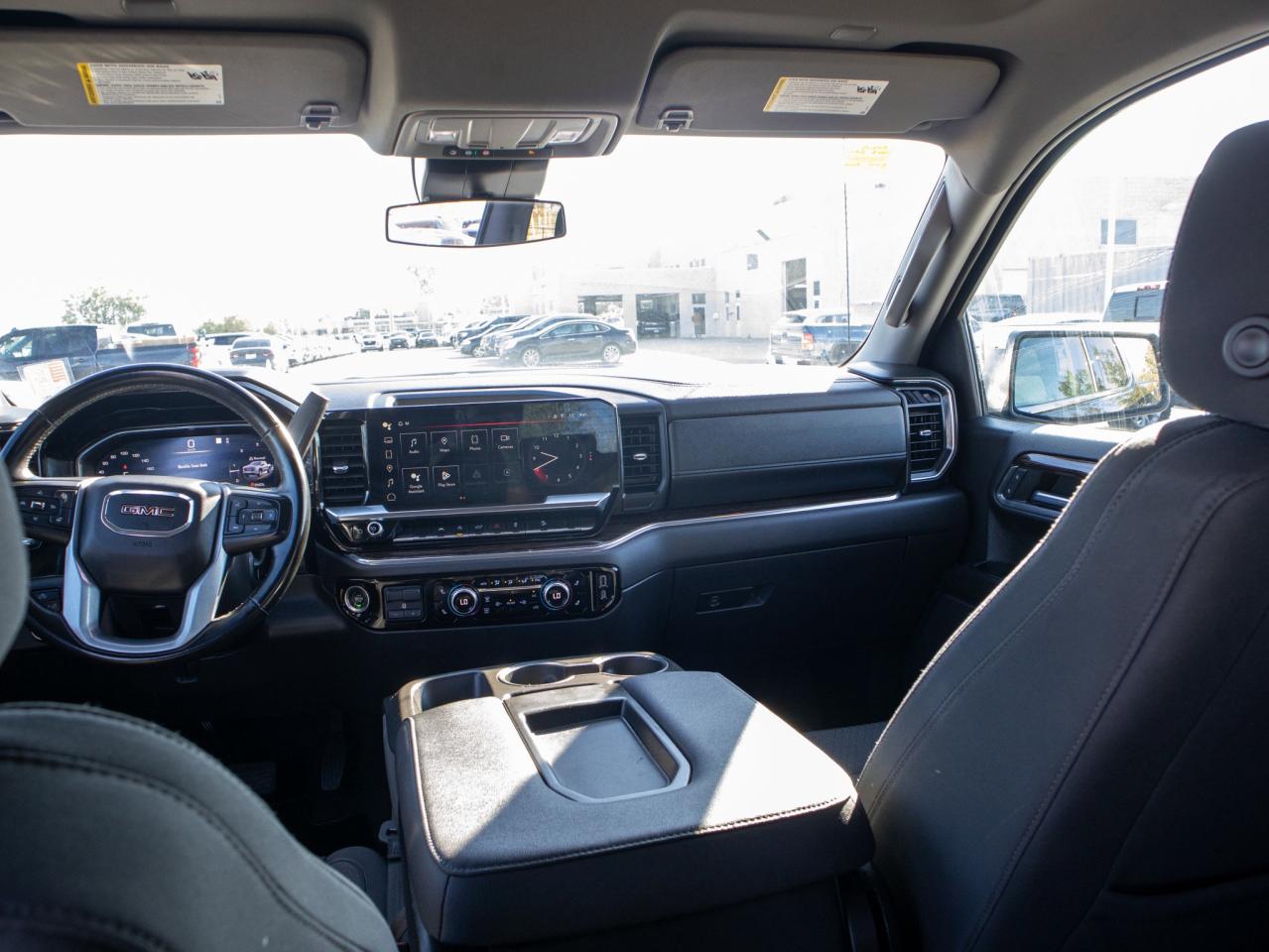 2023 GMC Sierra 1500 4WD Crew Cab 157  SLE Photo