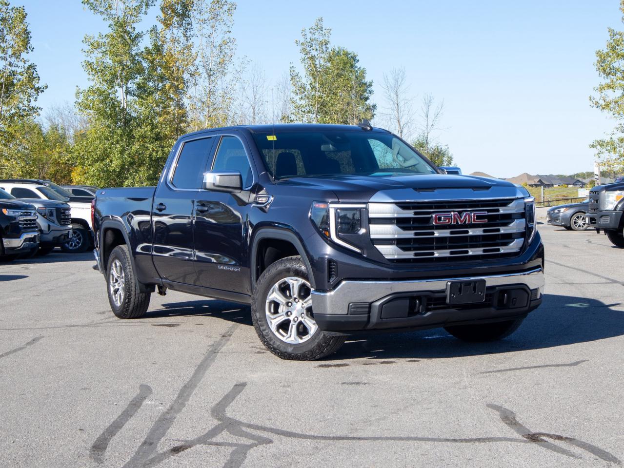 2023 GMC Sierra 1500 4WD Crew Cab 157  SLE Photo