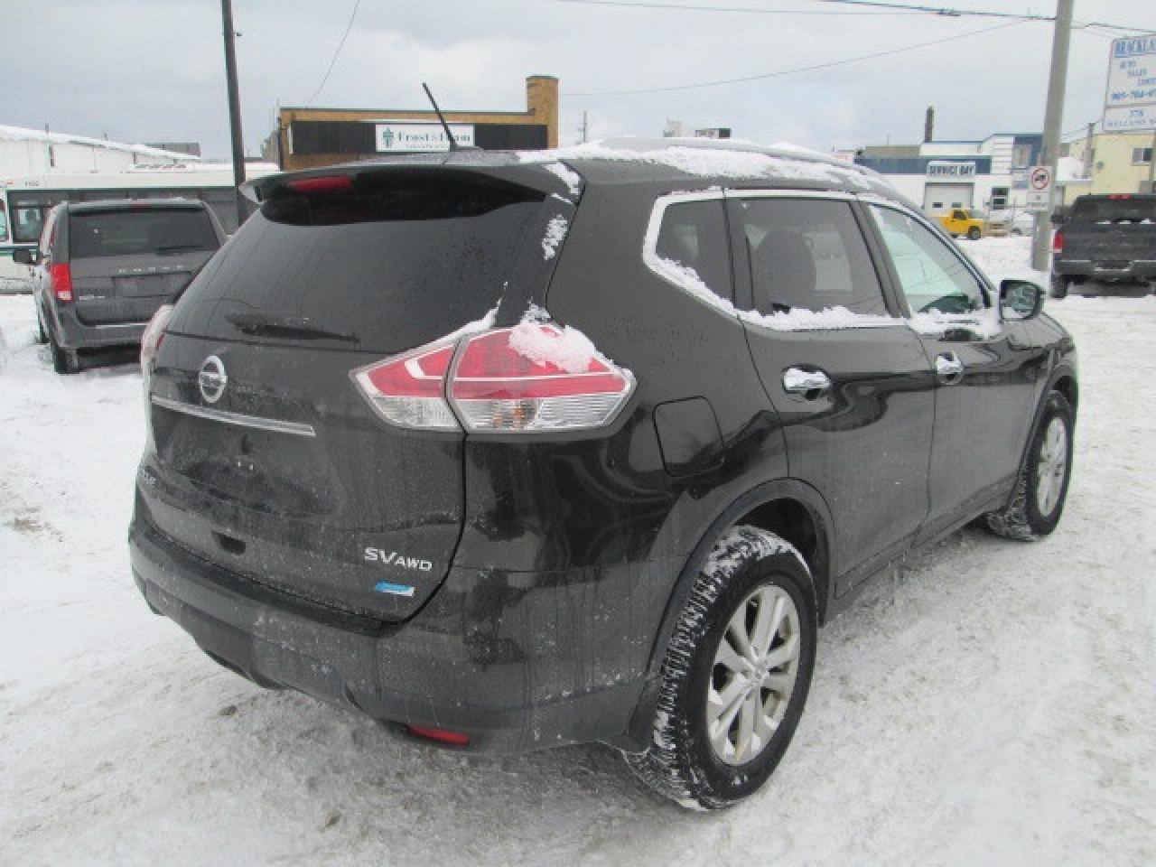 2015 Nissan Rogue AWD 4dr SV, Sunroof, Back Up Camera Photo