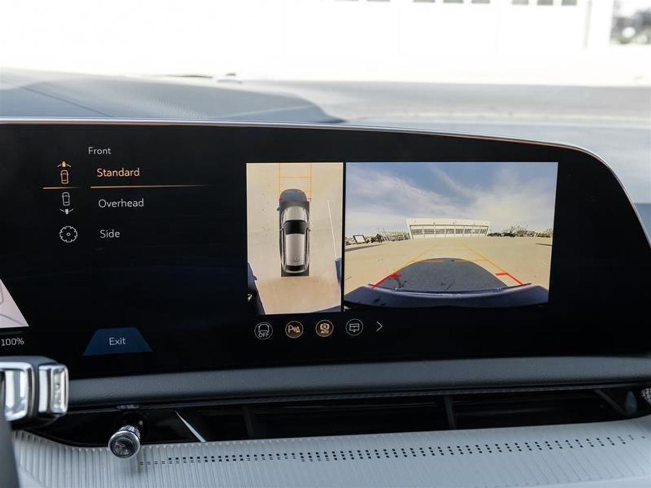 2026 Cadillac OPTIQ Premium Luxury 4dr Photo