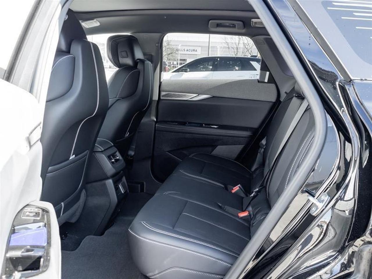 2026 Cadillac OPTIQ Premium Luxury 4dr Photo