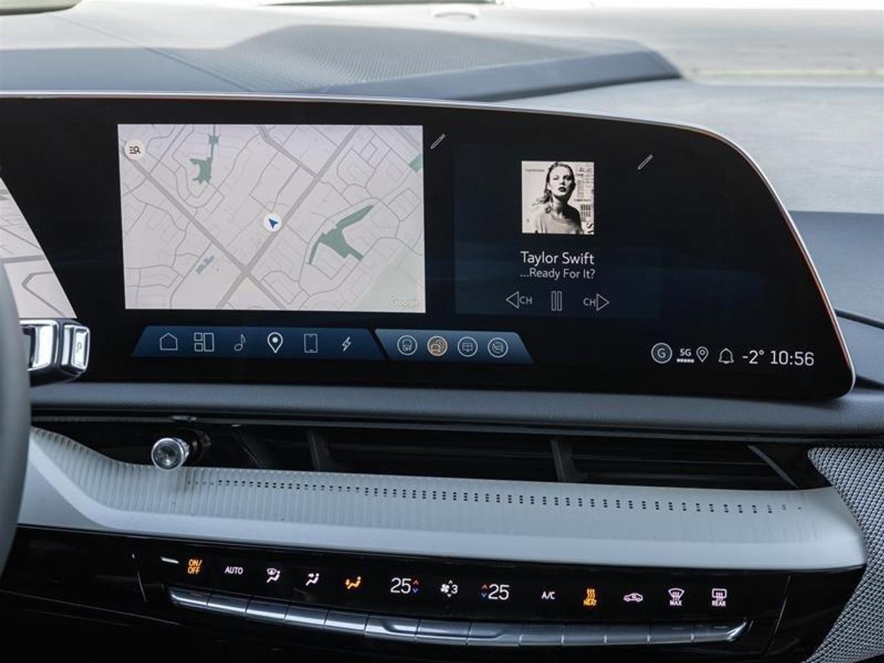 2026 Cadillac OPTIQ Premium Luxury 4dr Photo