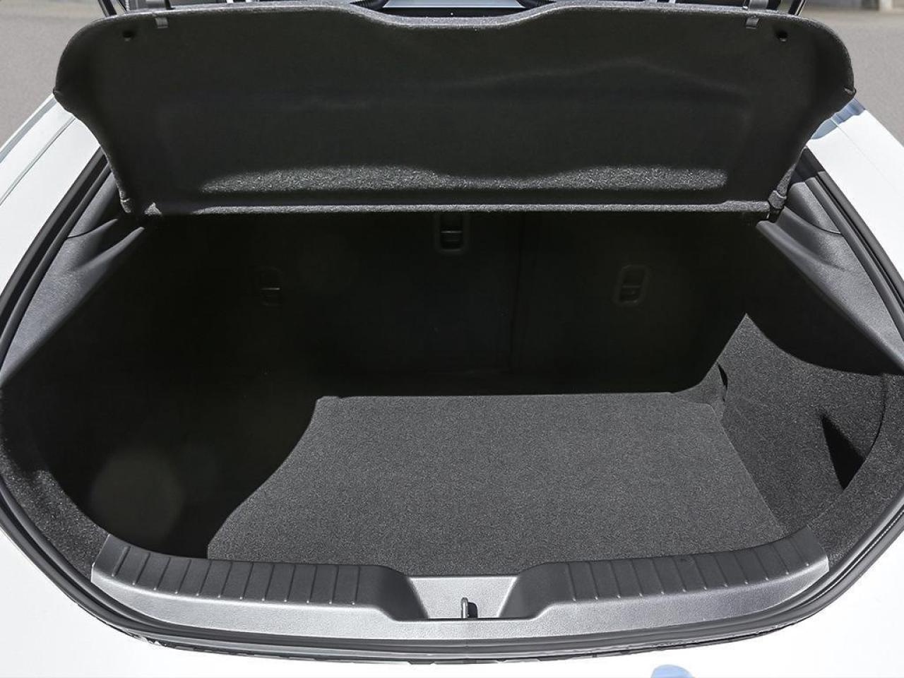 2025 Mazda 3 GS (A6) 4dr Front-Wheel Drive Sport Photo