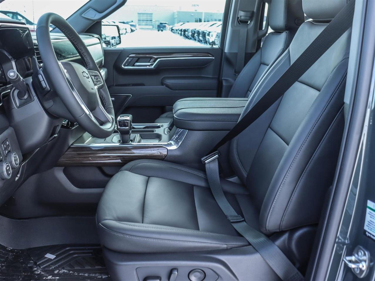 2026 Chevrolet Silverado 1500 Crew Cab Short Box 4-Wheel Drive LT Trail Boss Photo