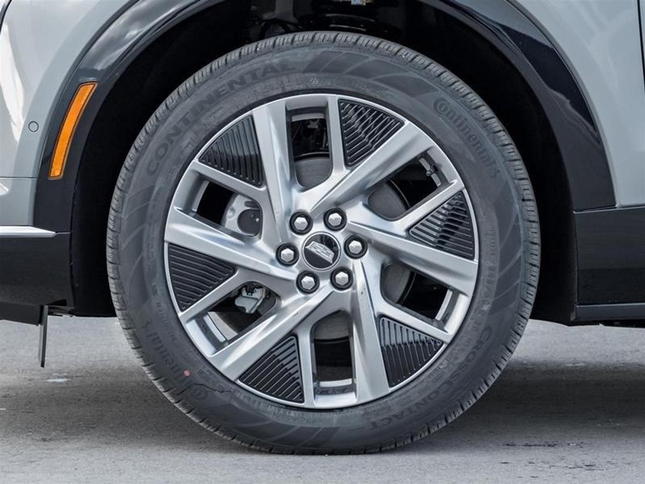 2026 Cadillac OPTIQ Luxury 4dr Photo
