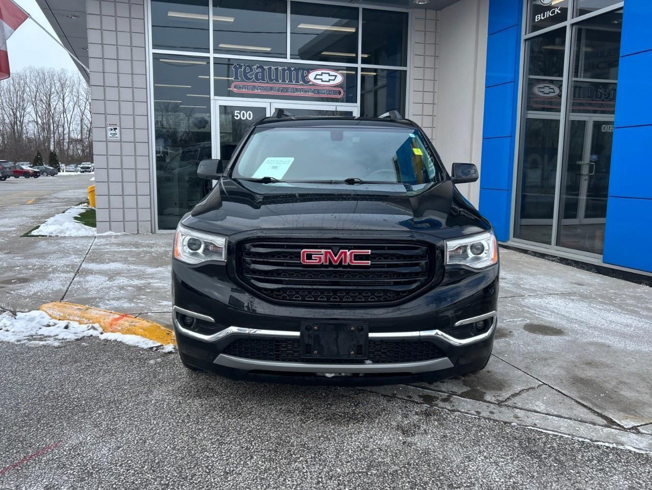 2017 GMC Acadia SLE-2 Amazing Condition - local trade! Photo