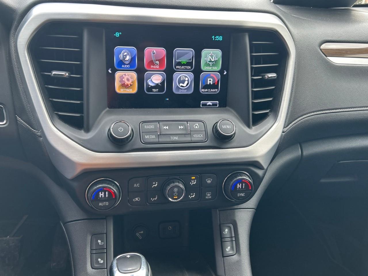 2017 GMC Acadia SLE-2 Amazing Condition - local trade! Photo