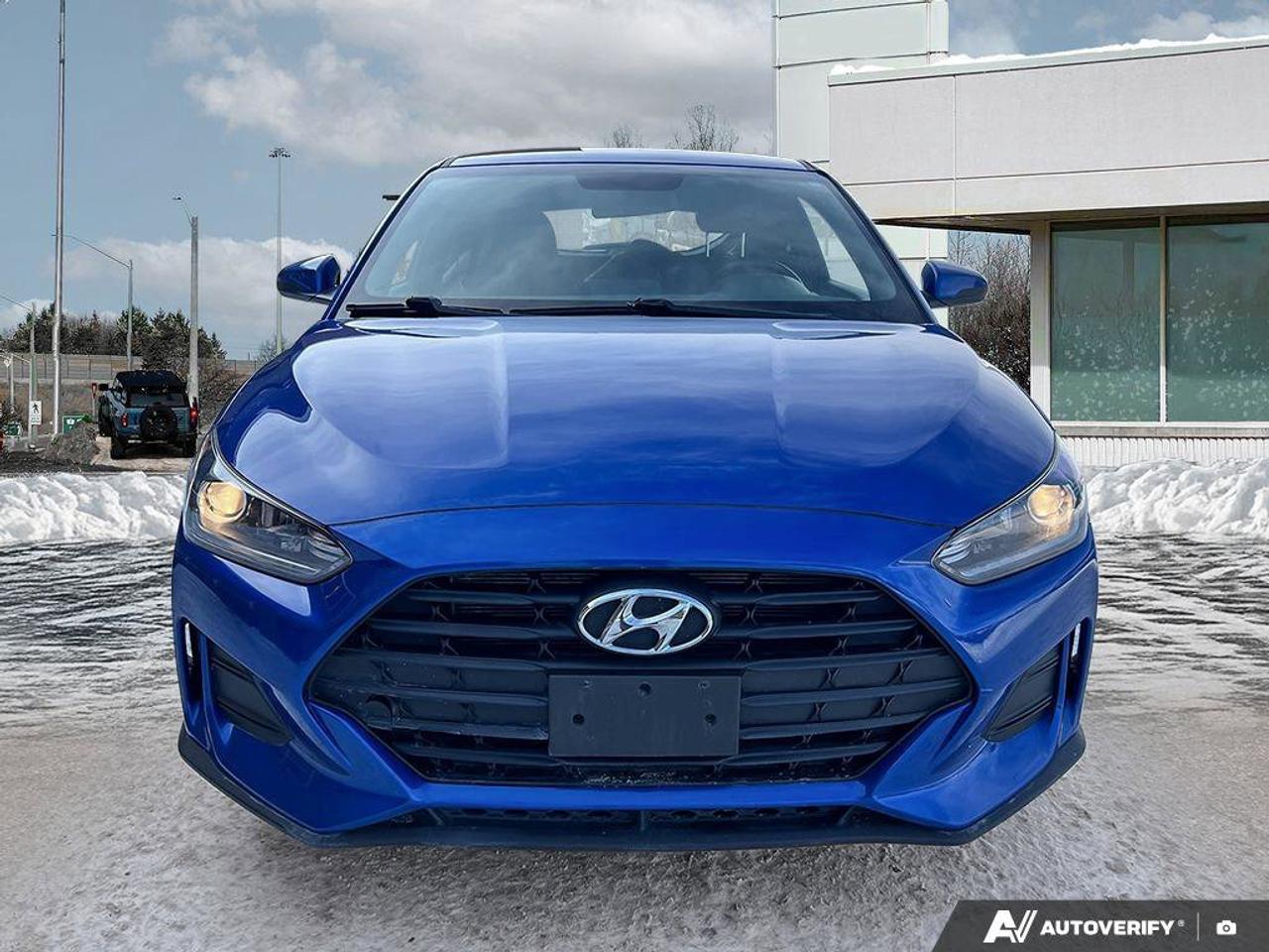 2020 Hyundai Veloster Preferred   HEATED SEATS   ALLOY WHEELS Photo2