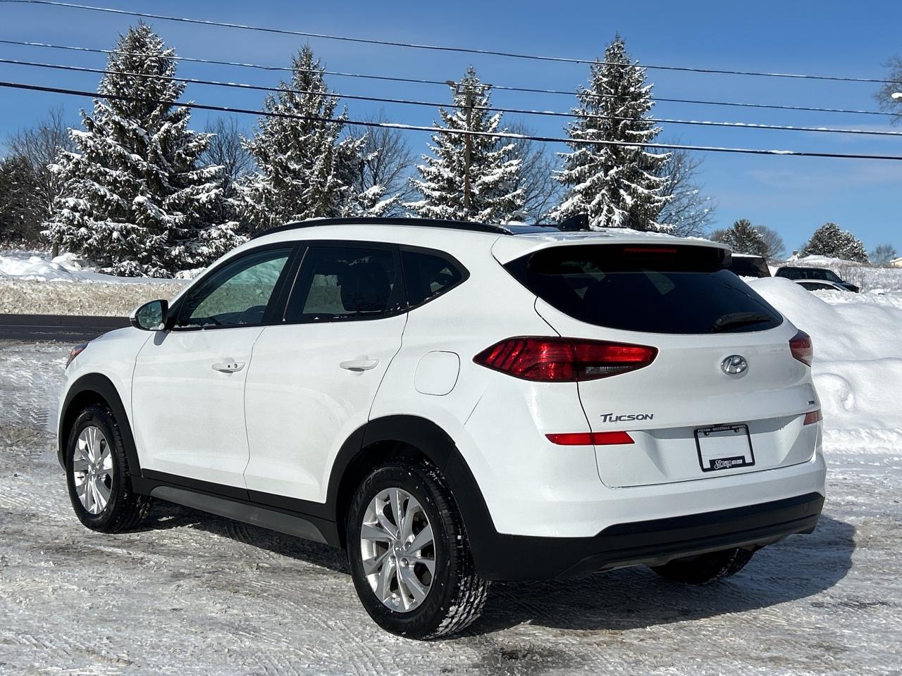 2021 Hyundai Tucson Preferred AWD/LEATHER/PANO ROOF CALL PICTON 110K Photo