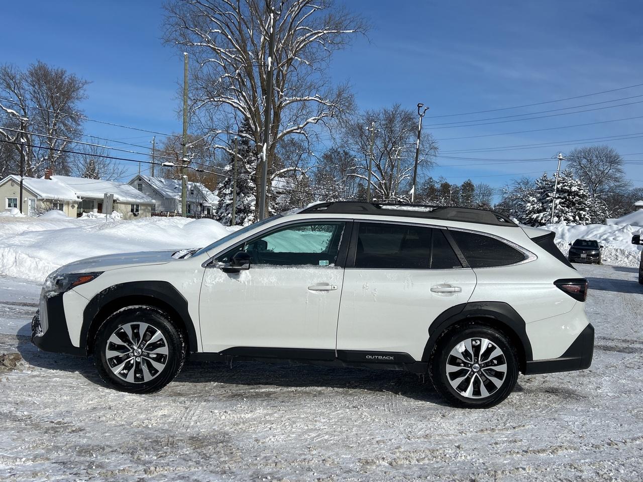 2023 Subaru Outback Limited PWR ROOF/NAV/ADAPTIVE CRUISE CALL PICTON Photo