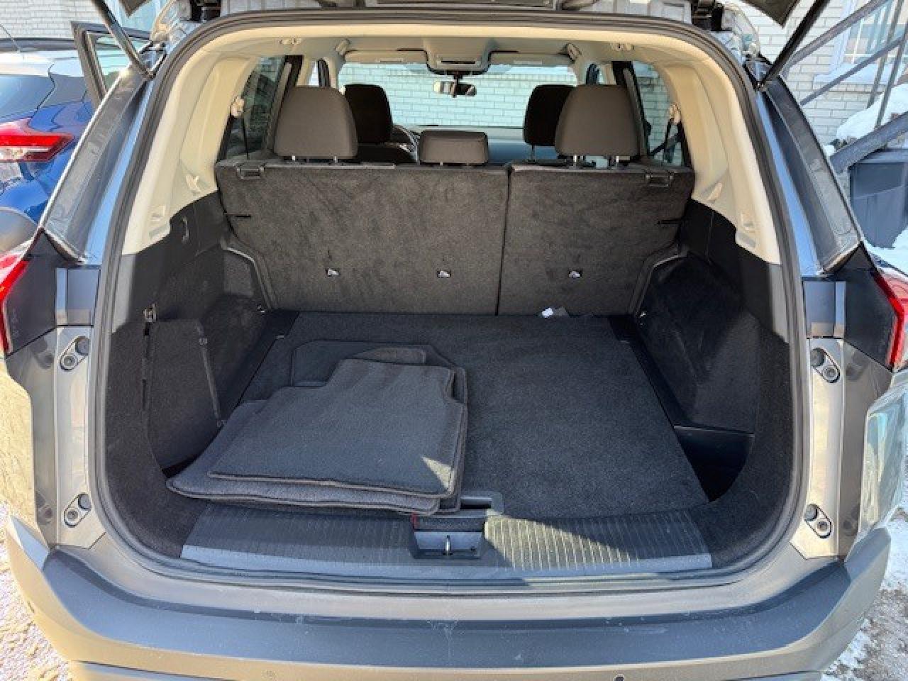 2021 Nissan Rogue S FWD, BLIND SPOT, EMERGENCY BRAKING, APPLE CARPLA Photo