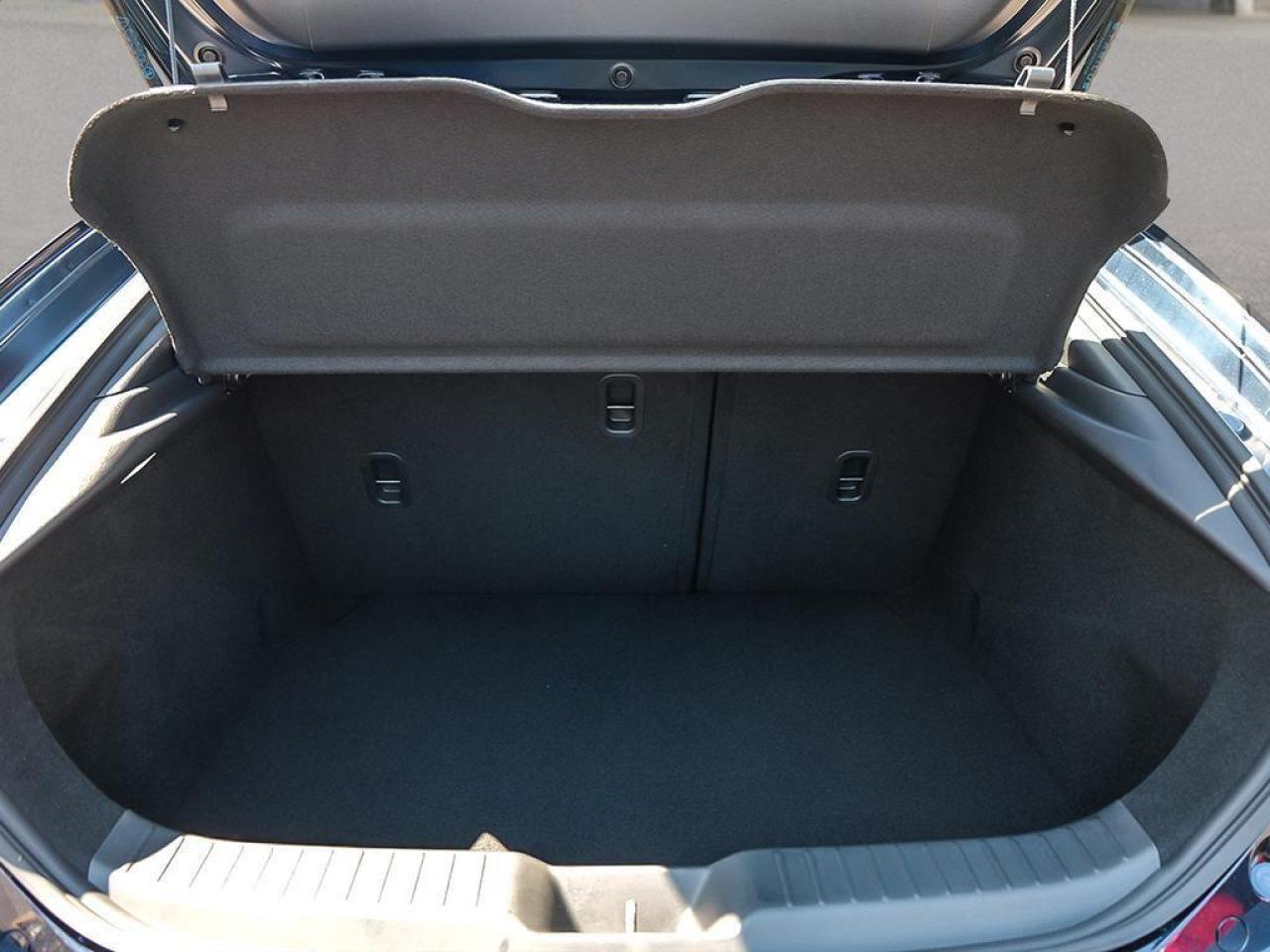 2025 Mazda 3 GS (A6) 4dr Front-Wheel Drive Sport Photo