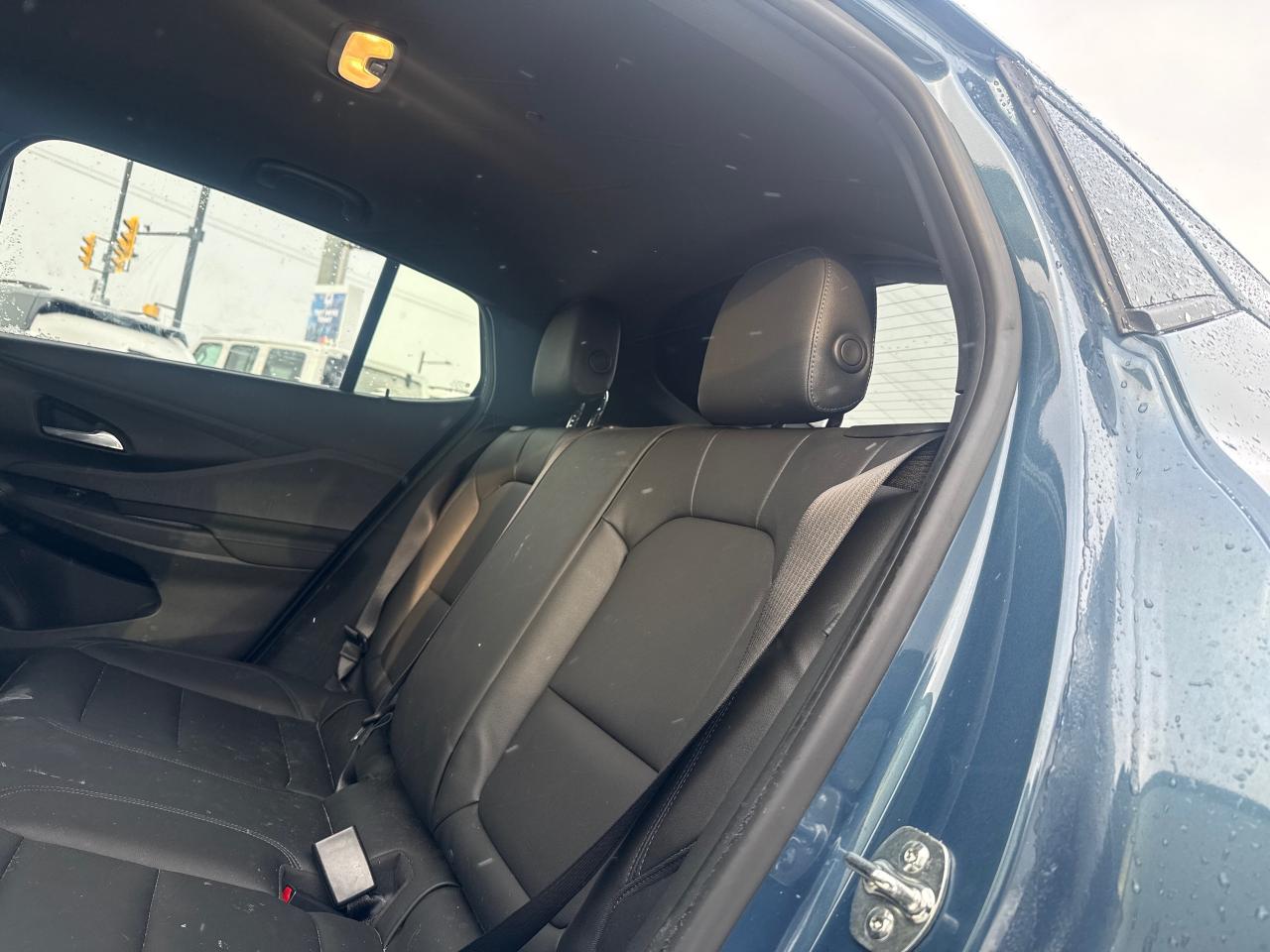 2025 Buick Envista Sport Touring 4dr Front-Wheel Drive Photo