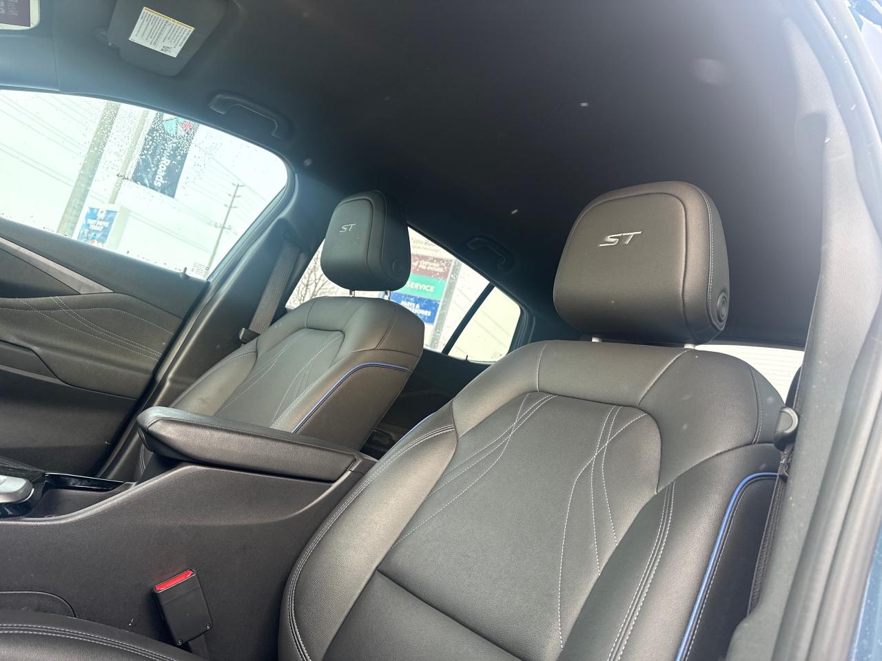 2025 Buick Envista Sport Touring 4dr Front-Wheel Drive Photo