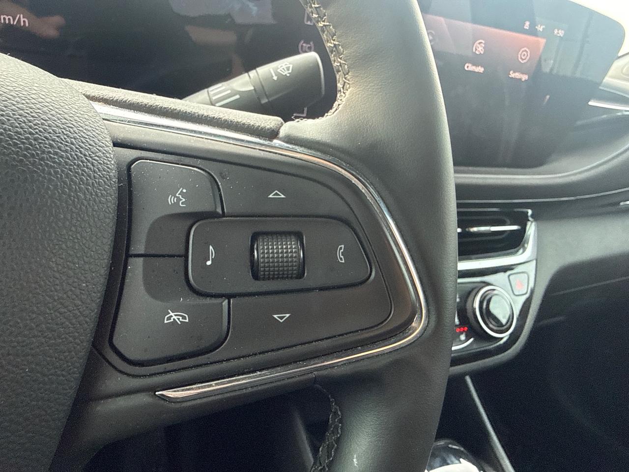 2025 Buick Envista Sport Touring 4dr Front-Wheel Drive Photo