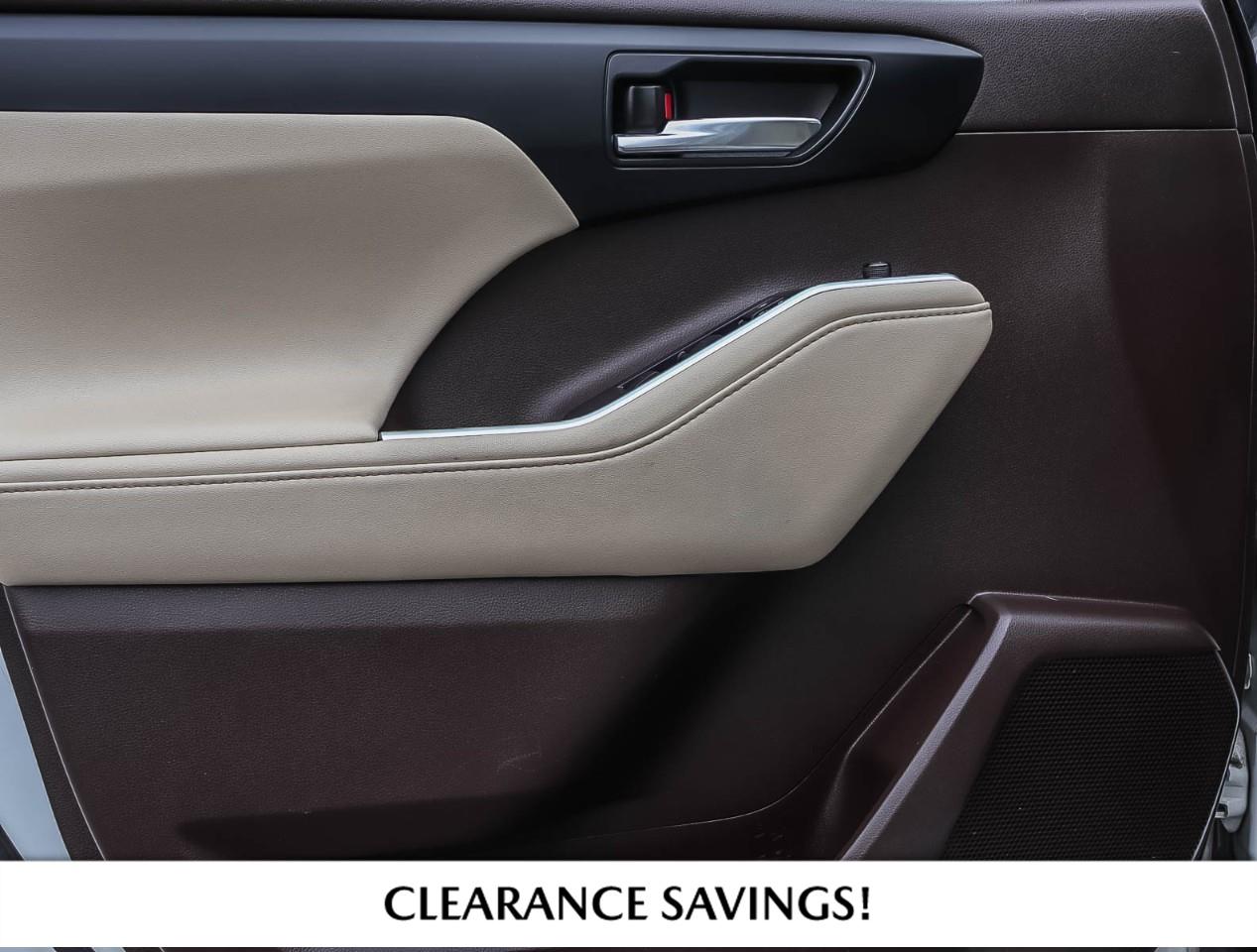 2020 Toyota Highlander XLE 4dr All-wheel Drive Photo